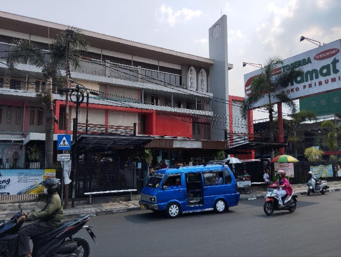 Hotel Syariah Selamat Sukabumi Dış mekan fotoğraf